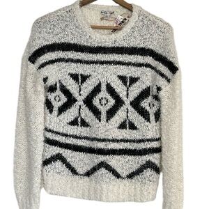 Moral Fiber Sweater Fluffy Sheer Soft Lightweight Size Small NEW